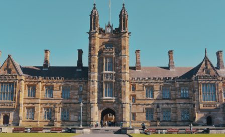 Украинские студенты получают стипендии для продолжения учебы в Австралии