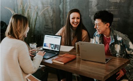 Стипендии до NZ$10,000 от университета Victoria в Веллингтоне