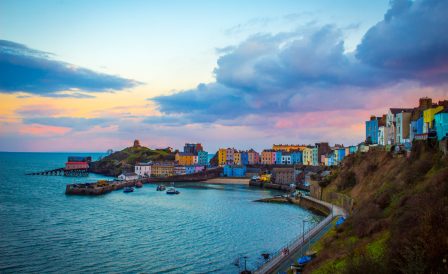 Великобритания подтвердила отмену карантина для европейцев младше 18 лет